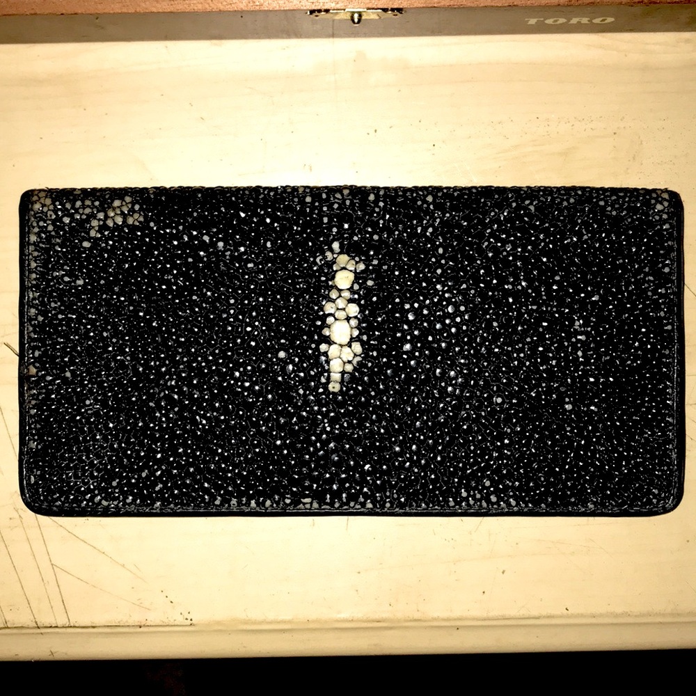 Stingray Leather Wallet